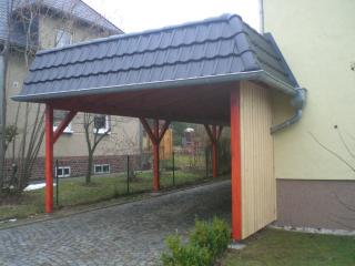 Carport mit Mansarde